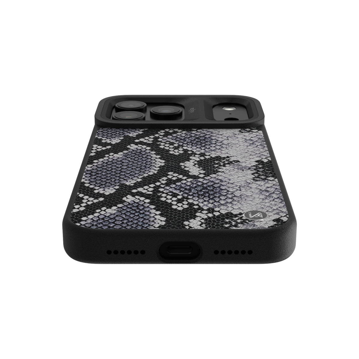 Glamorous Collection - Genuine Leather Snake Pattern Back Case for iPhone 18 (MagSafe Compatible)